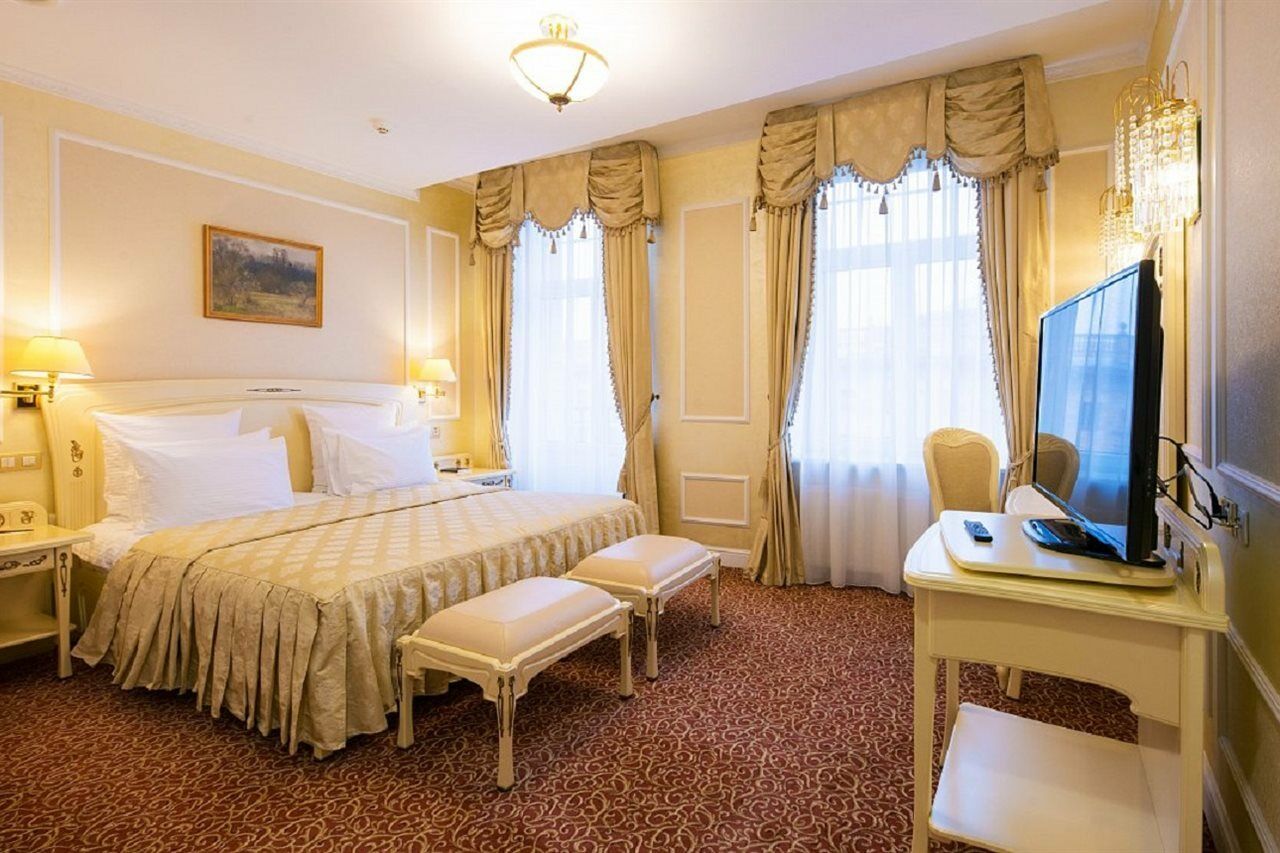Europe Hotel Minsk Dış mekan fotoğraf